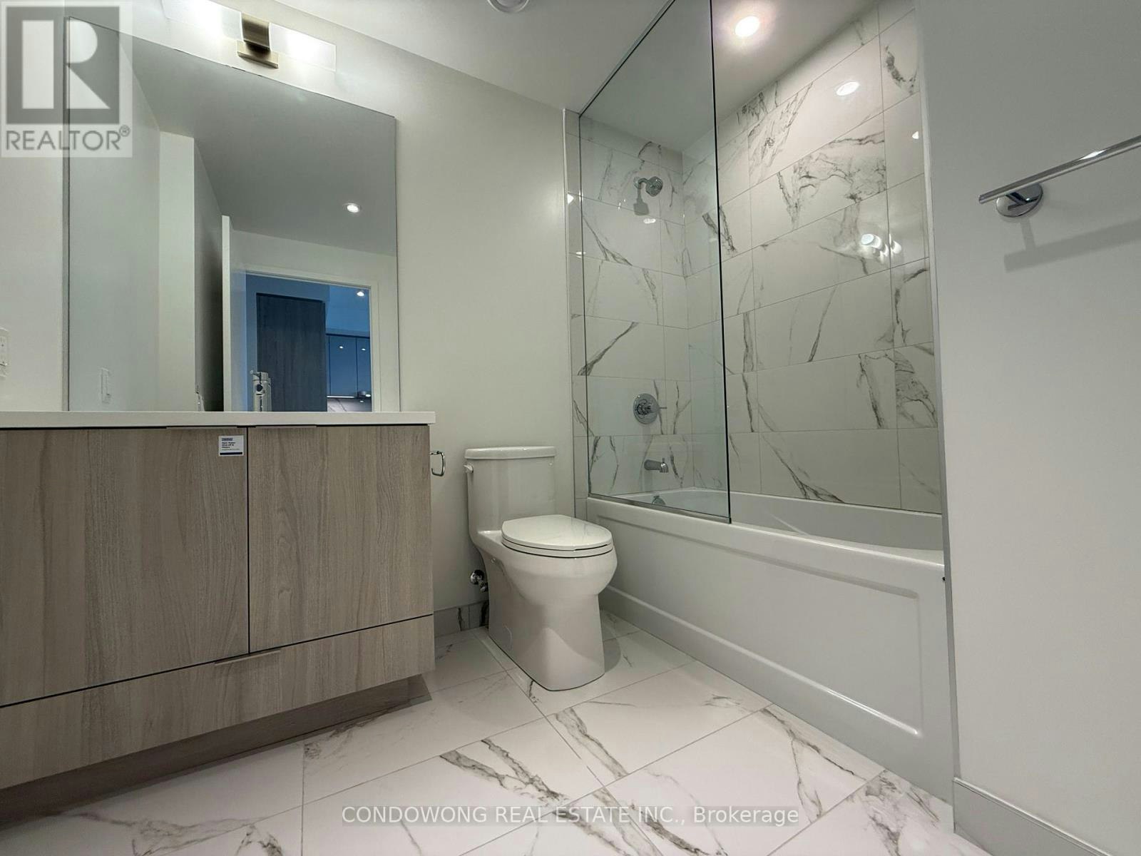 2015-8 Interchange Way, Vaughan, ON, L4K 0R2 - 11