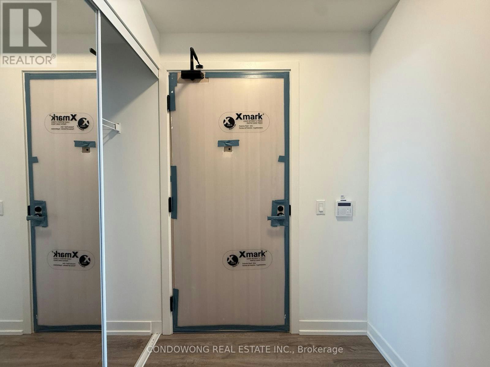 2015-8 Interchange Way, Vaughan, ON, L4K 0R2 - 12