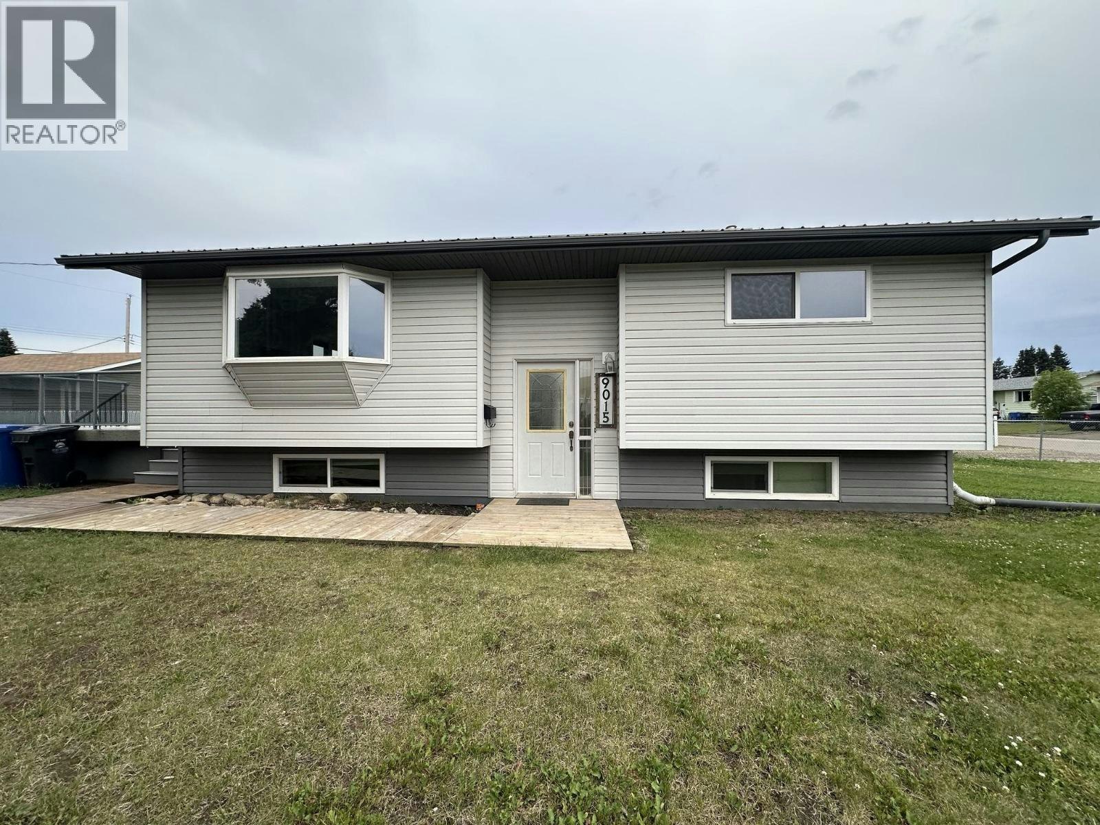 9015 91 Avenue, Fort St. John, BC, V1J 4W3