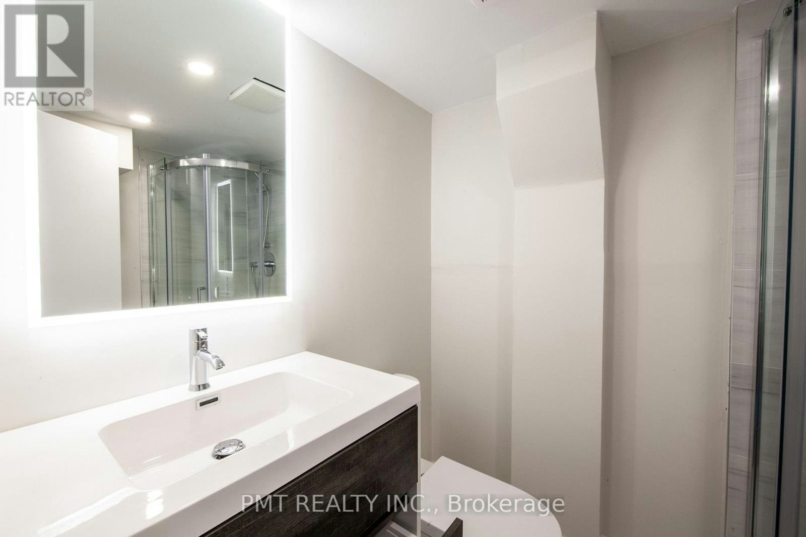 BASEMENT-34 Robindale Avenue, Toronto, ON, M8W 4A9 - 7