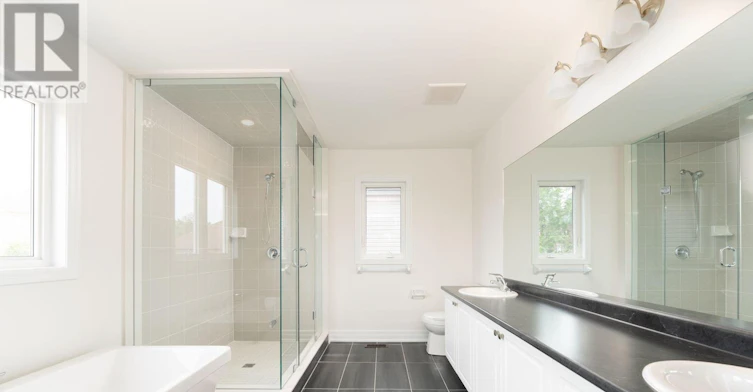 4568 Lyons Parkway, Niagara Falls, ON, L2E 6S6 - 18