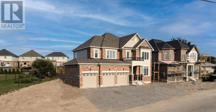 4568 Lyons Parkway, Niagara Falls, ON, L2E 6S6 - 2