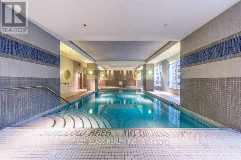 2107-761 Bay Street, Toronto, ON, M5G 2R2 - 9