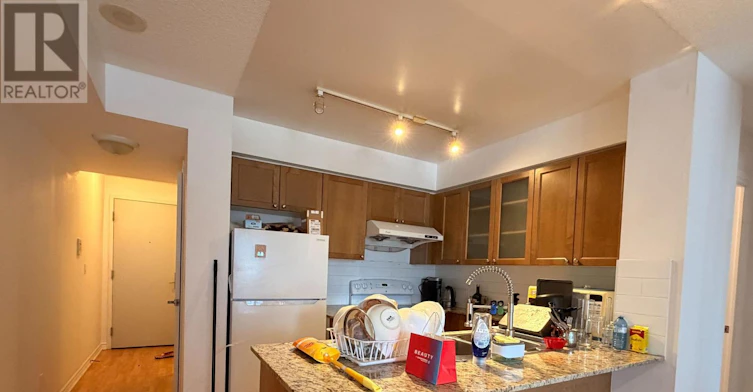 2107-761 Bay Street, Toronto, ON, M5G 2R2 - 3