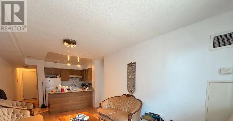 2107-761 Bay Street, Toronto, ON, M5G 2R2