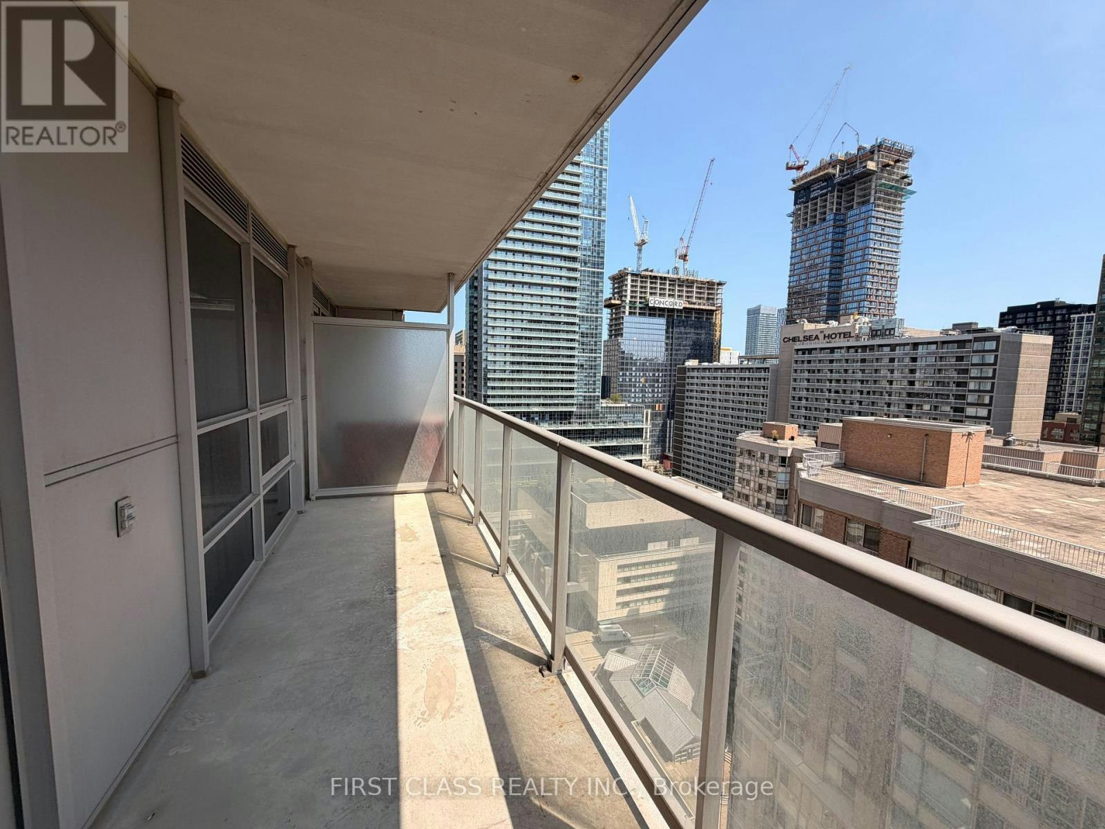 2107-761 Bay Street, Toronto, ON, M5G 2R2 - 6
