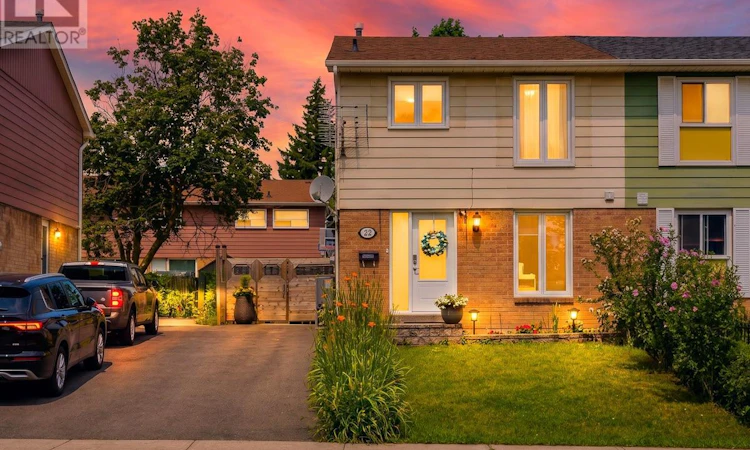 22 Whiteleas Avenue