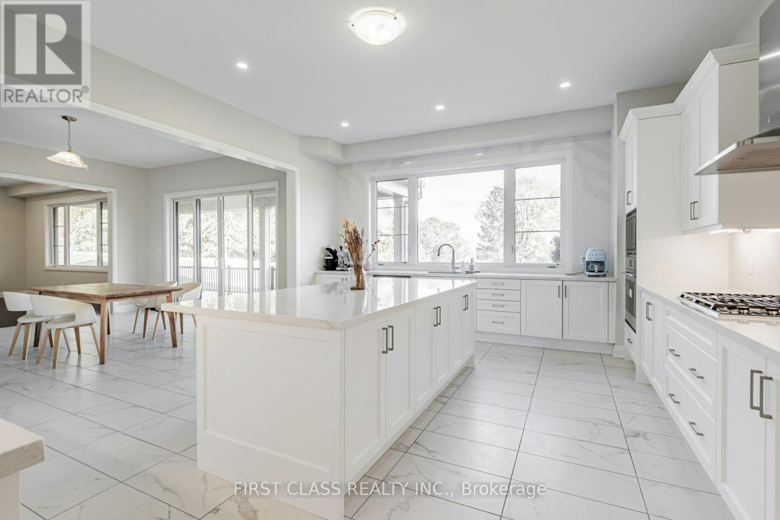 15 Kenneth Campbell Court, Aurora, ON, L4G 5Z4 - 10