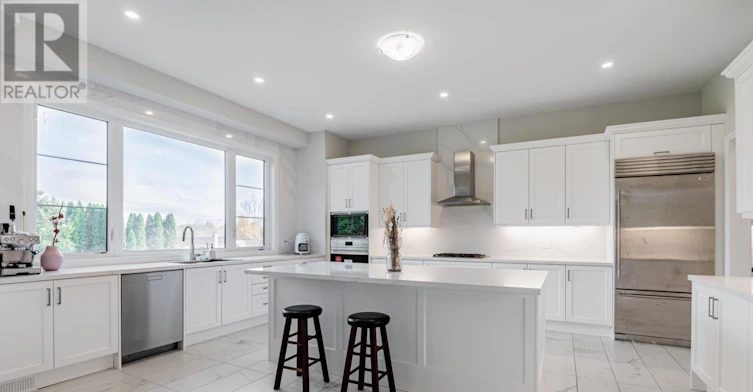 15 Kenneth Campbell Court, Aurora, ON, L4G 5Z4 - 14