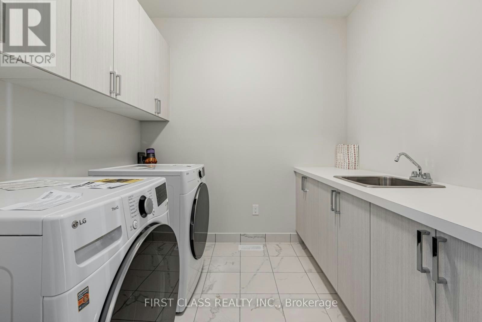 15 Kenneth Campbell Court, Aurora, ON, L4G 5Z4 - 33