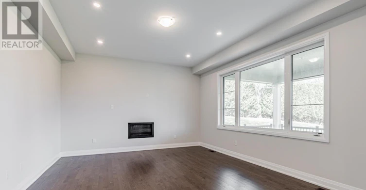 15 Kenneth Campbell Court, Aurora, ON, L4G 5Z4 - 17