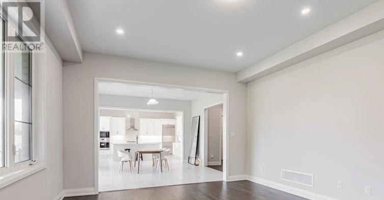 15 Kenneth Campbell Court, Aurora, ON, L4G 5Z4 - 19