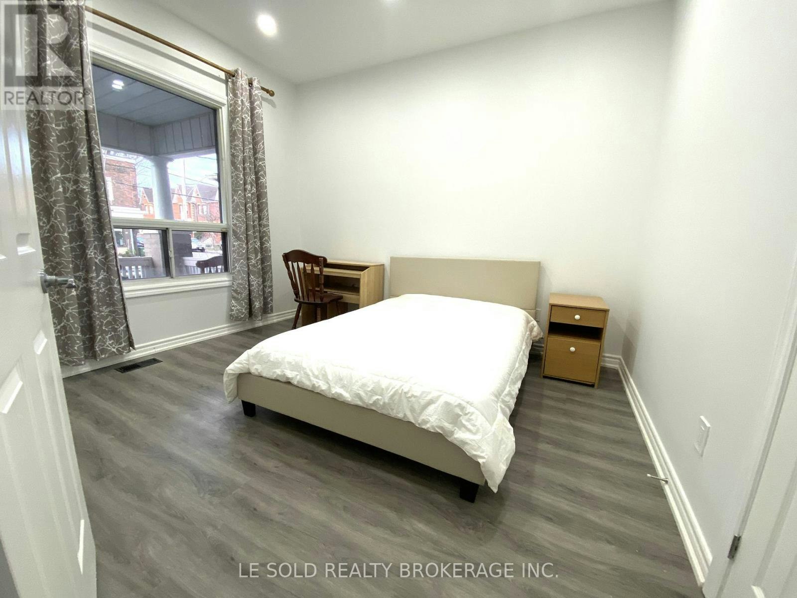 ROOM 103-81 Hallam Street, Toronto, ON, M6H 1W7 - 6