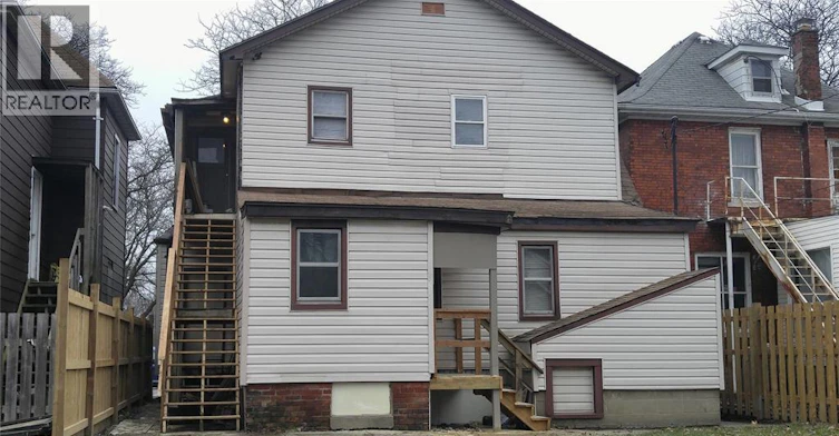 2-660 Church, Windsor, ON, N9A 4T4 - 2