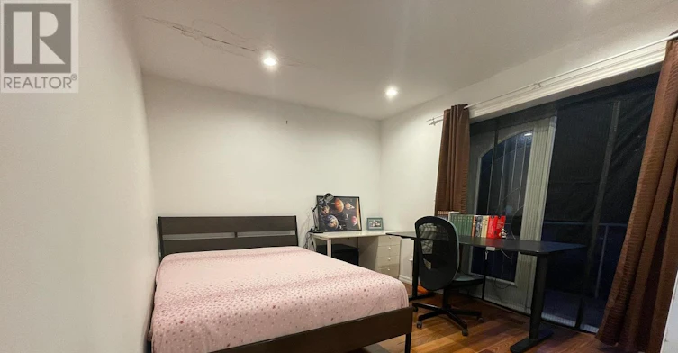 UPPER B-193 Brunswick Avenue, Toronto, ON, M5S 2M4 - 2