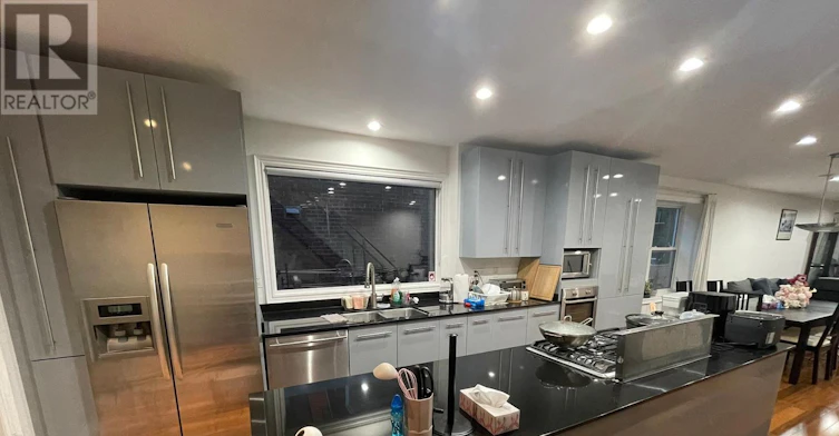 UPPER B-193 Brunswick Avenue, Toronto, ON, M5S 2M4 - 12