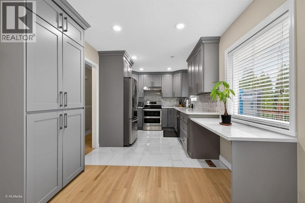Upper-22939 128 Avenue, Maple Ridge, BC, V2X 4R7
