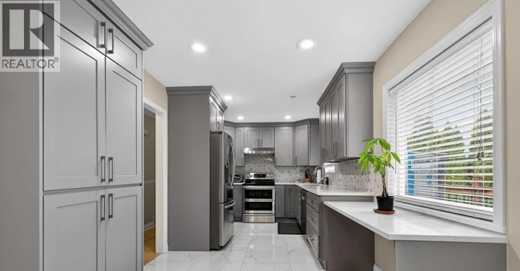 Upper-22939 128 Avenue, Maple Ridge, BC, V2X 4R7