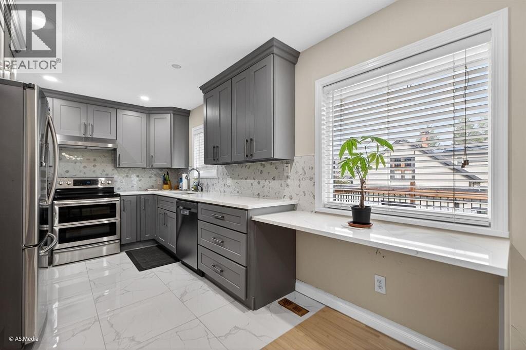 Upper-22939 128 Avenue, Maple Ridge, BC, V2X 4R7 - 2