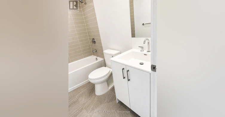 904-4010 Eglinton Avenue W, Toronto, ON, M9A 0G5 - 12