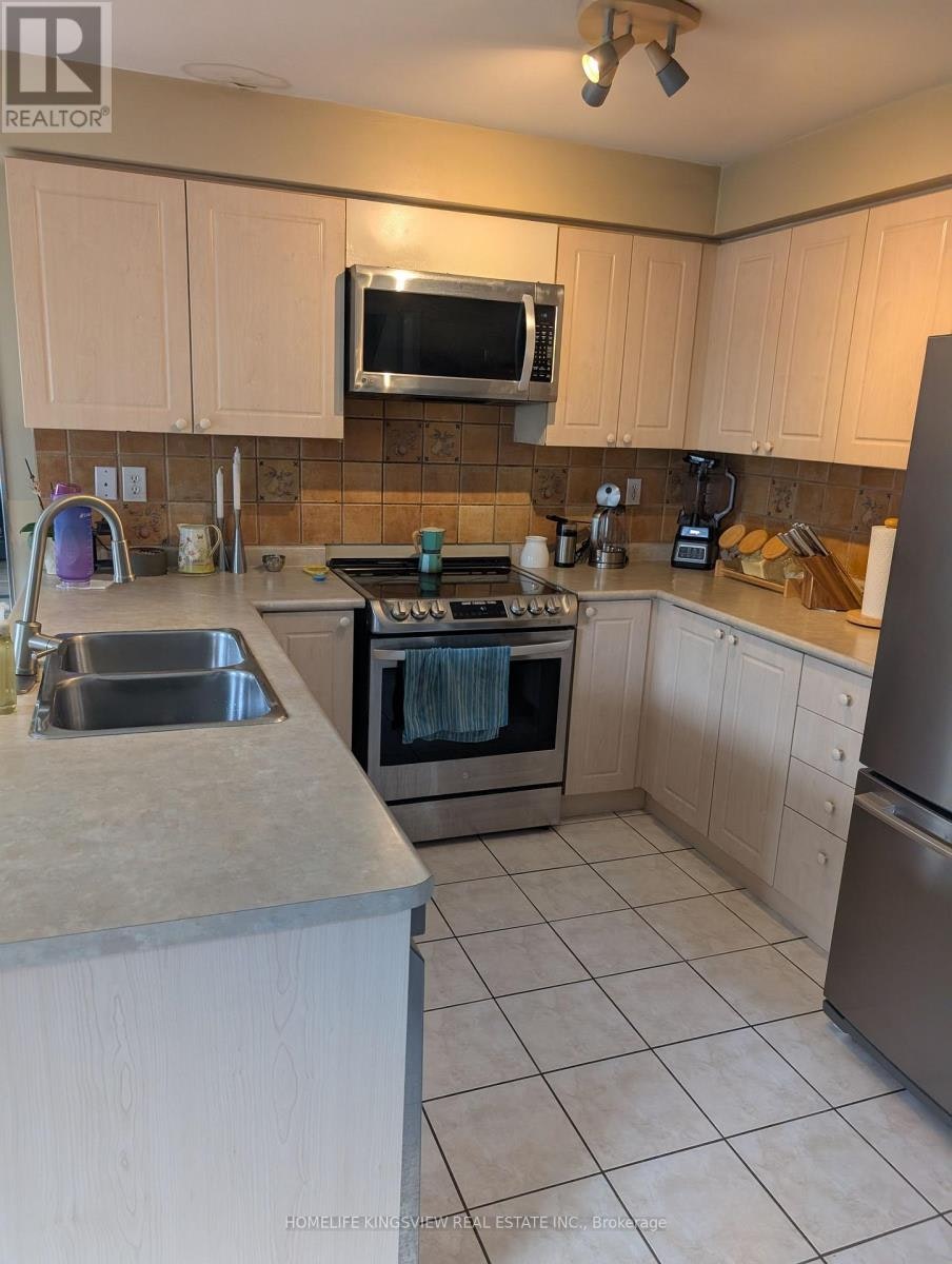 24 Farthingale Crescent, Brampton, ON, L7A 1R3 - 8