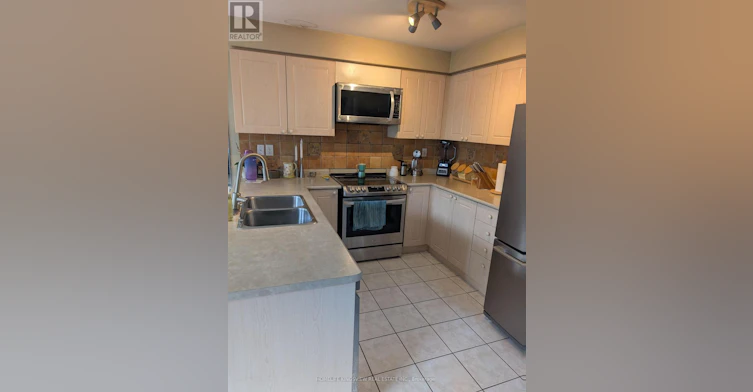 24 Farthingale Crescent, Brampton, ON, L7A 1R3 - 8