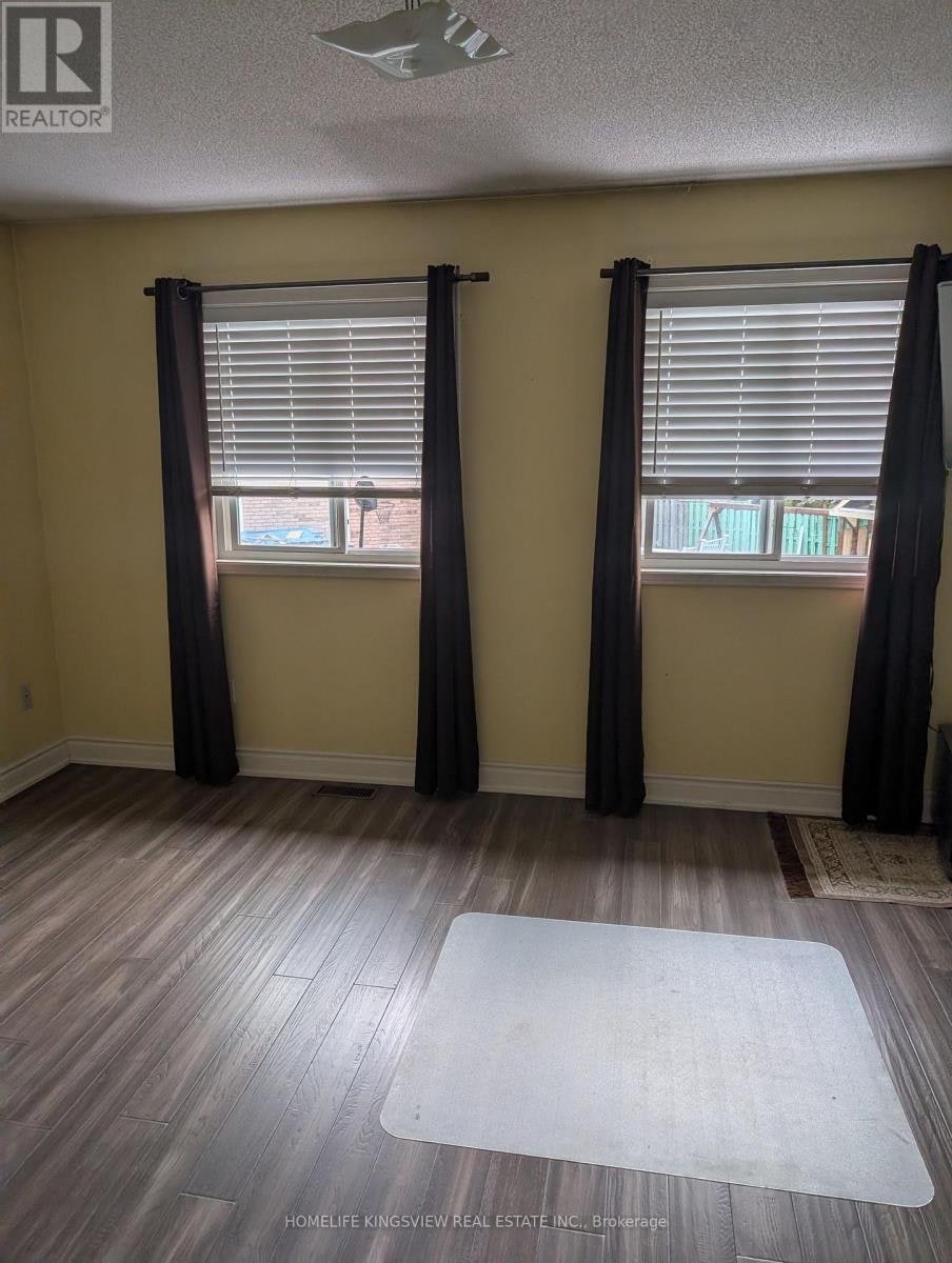 24 Farthingale Crescent, Brampton, ON, L7A 1R3 - 11