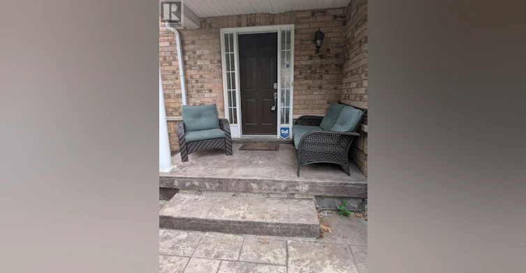 24 Farthingale Crescent, Brampton, ON, L7A 1R3 - 3