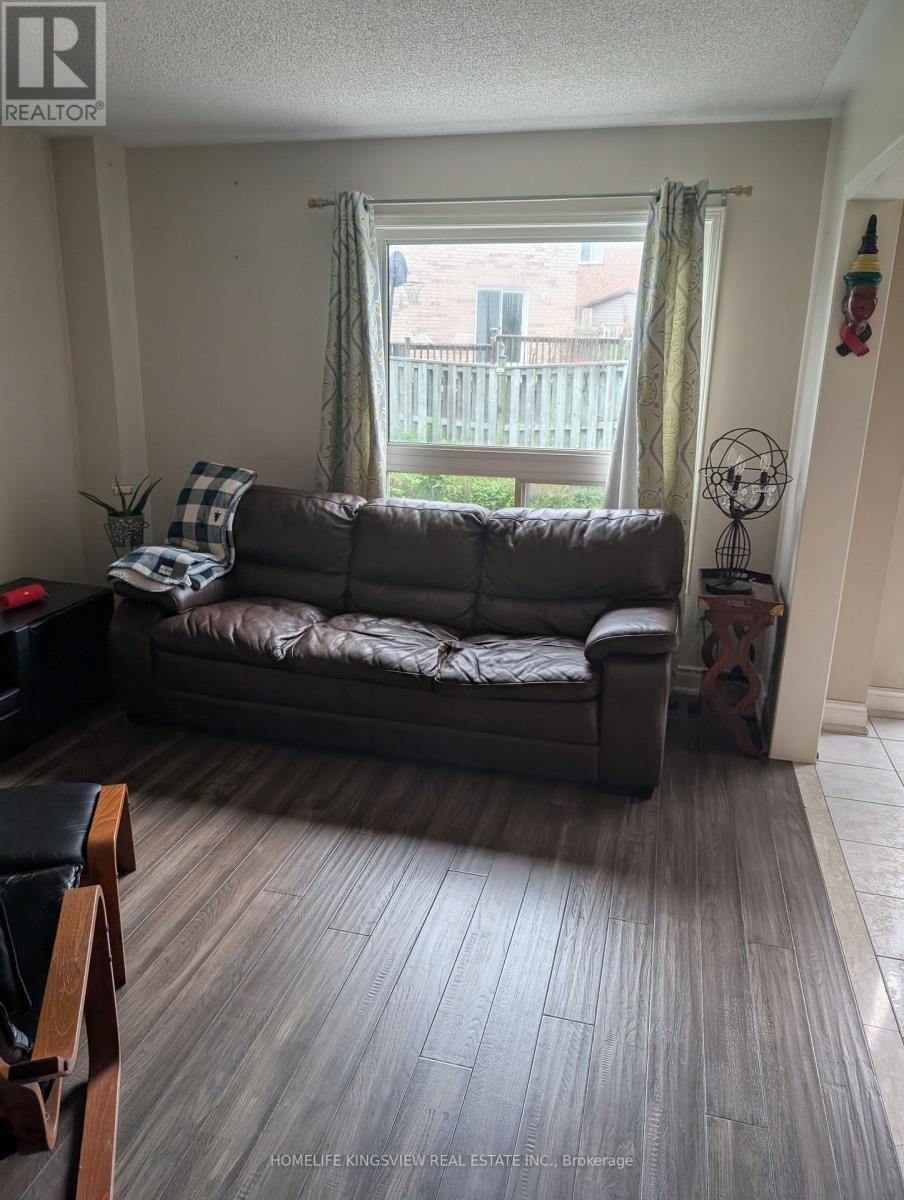 24 Farthingale Crescent, Brampton, ON, L7A 1R3 - 5