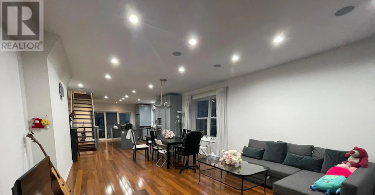 UPPER A & B-193 Brunswick Avenue, Toronto, ON, M5S 2M4 - 7