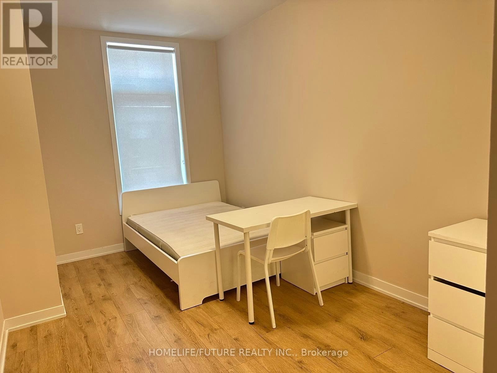 65-1760 Simcoe Street N, Oshawa, ON, L3G 0C3 - 2