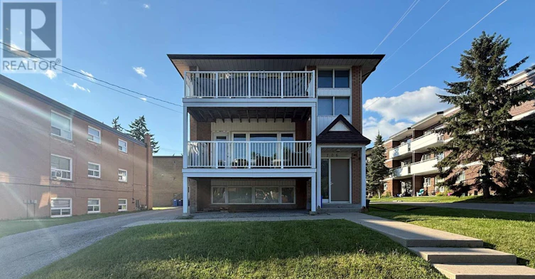 3-706 Dunlop Street W, Whitby, ON, L1N 1V5 - 2