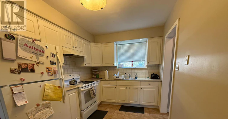 3-706 Dunlop Street W, Whitby, ON, L1N 1V5 - 11