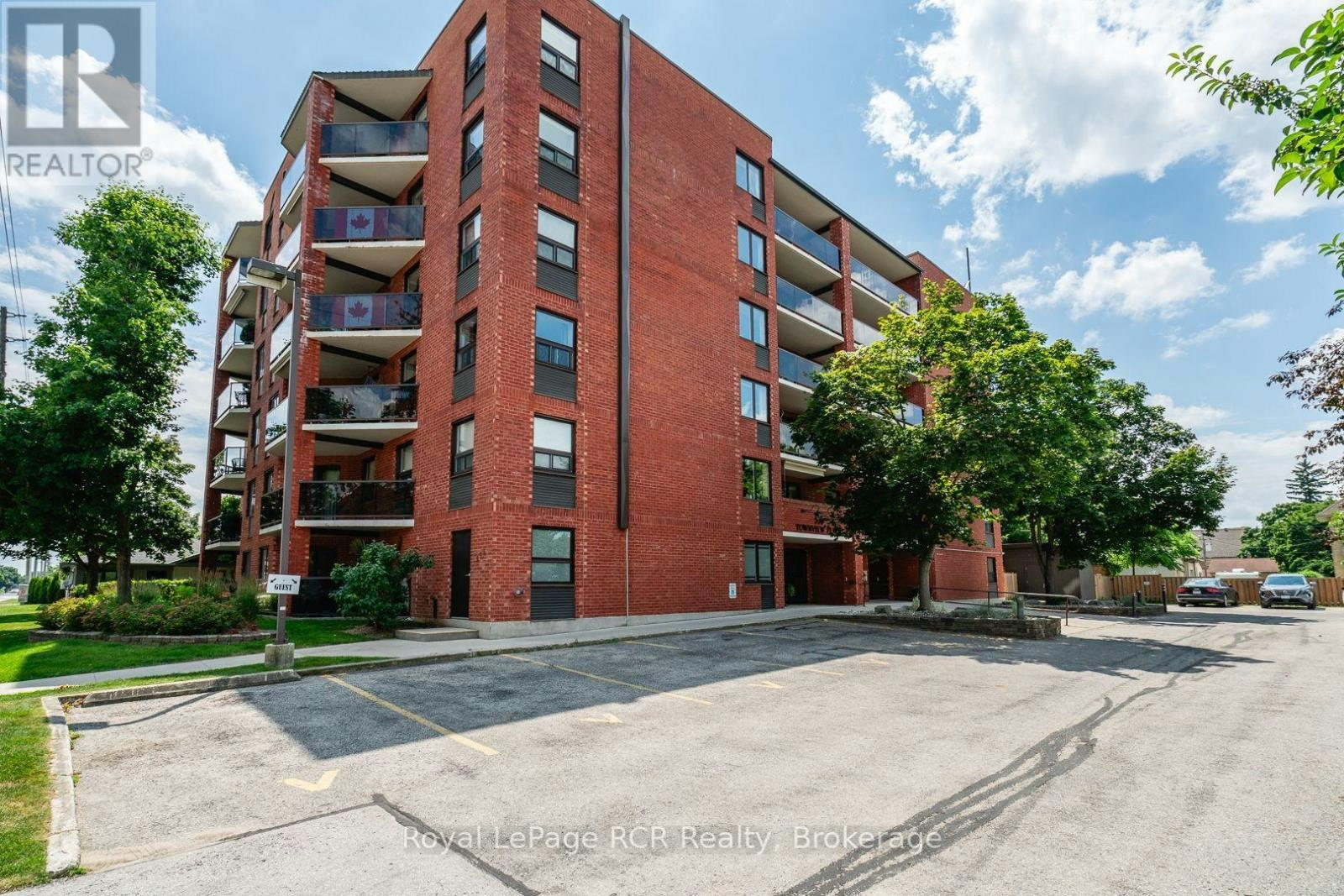 606-536 11th Avenue, Hanover, ON, N4N 2S4
