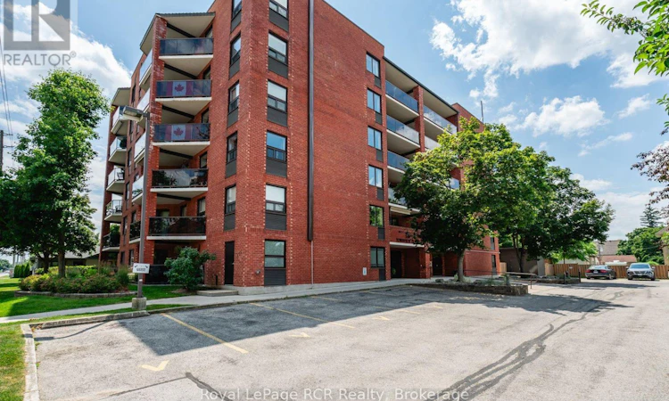 606-536 11th Avenue