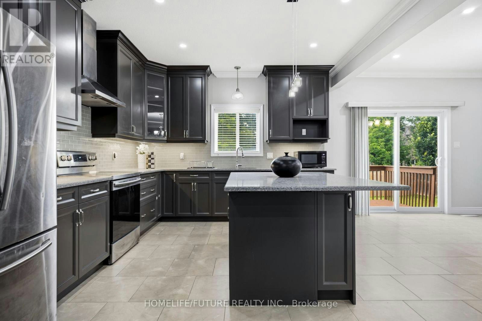 1049 Melsetter Way, London, ON, N6G 5C7 - 10