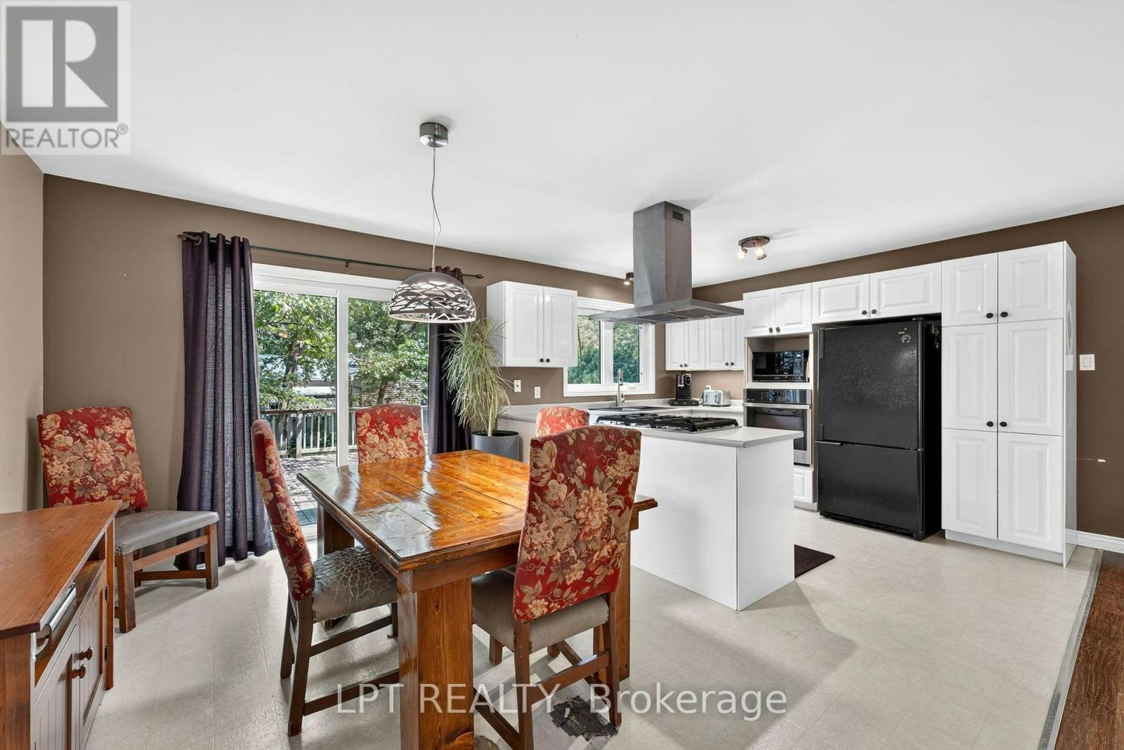 7806 Alfred Crescent, Lambton Shores, ON, N0M 2L0 - 15