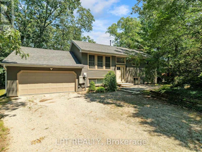 7806 Alfred Crescent - 3