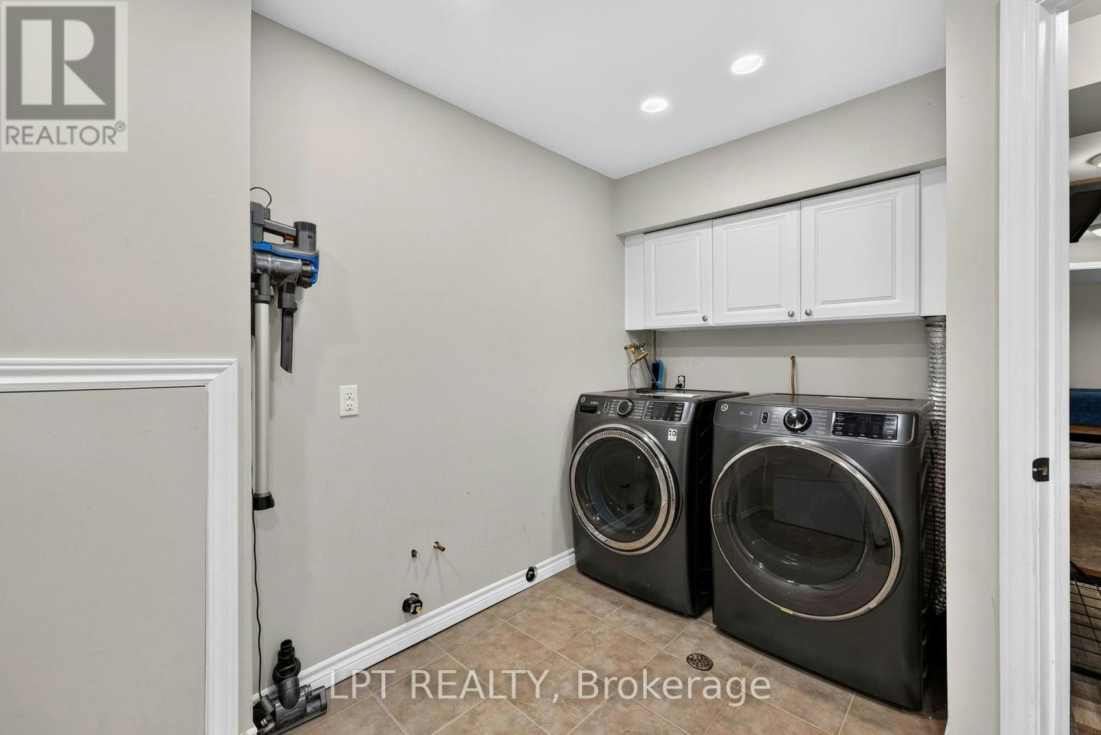 7806 Alfred Crescent, Lambton Shores, ON, N0M 2L0 - 36