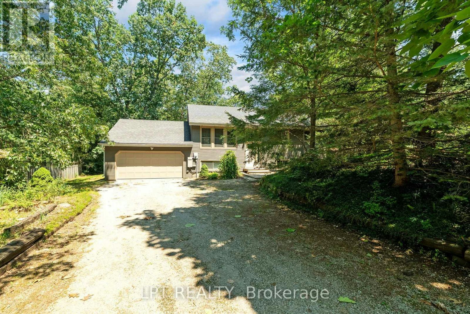 7806 Alfred Crescent - 2