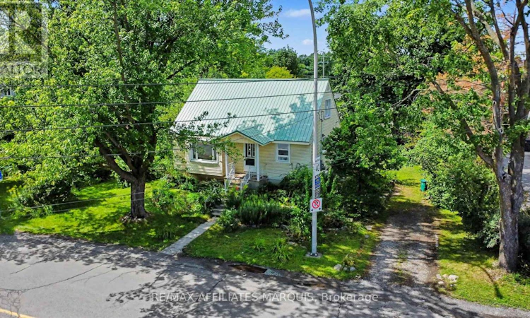 1 Withrow Avenue