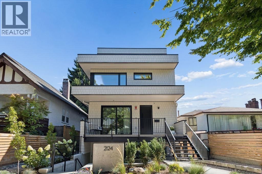 1-2124 E 8 Avenue, Vancouver, BC, V5N 1V5