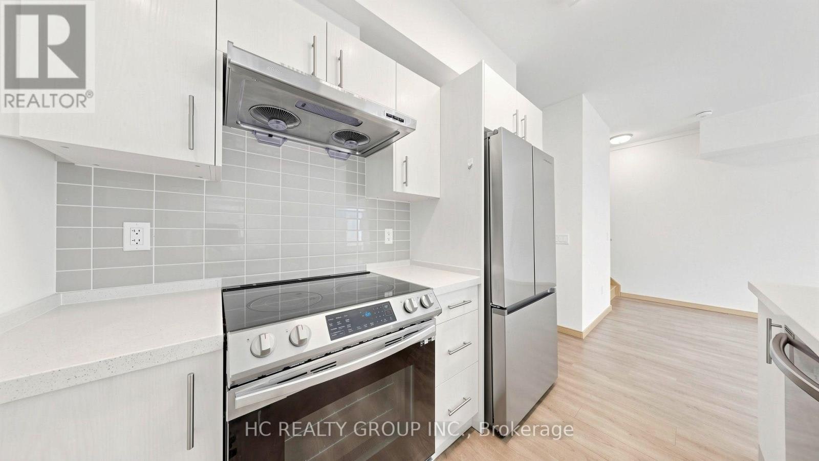 60 Morecambe Gate, Toronto, ON, M1W 0A9 - 8