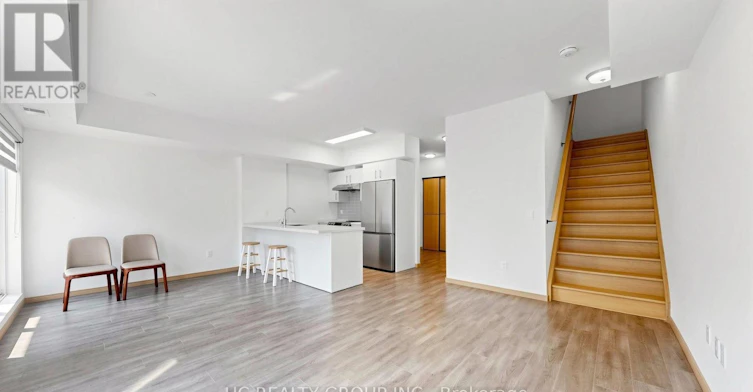 60 Morecambe Gate, Toronto, ON, M1W 0A9 - 6