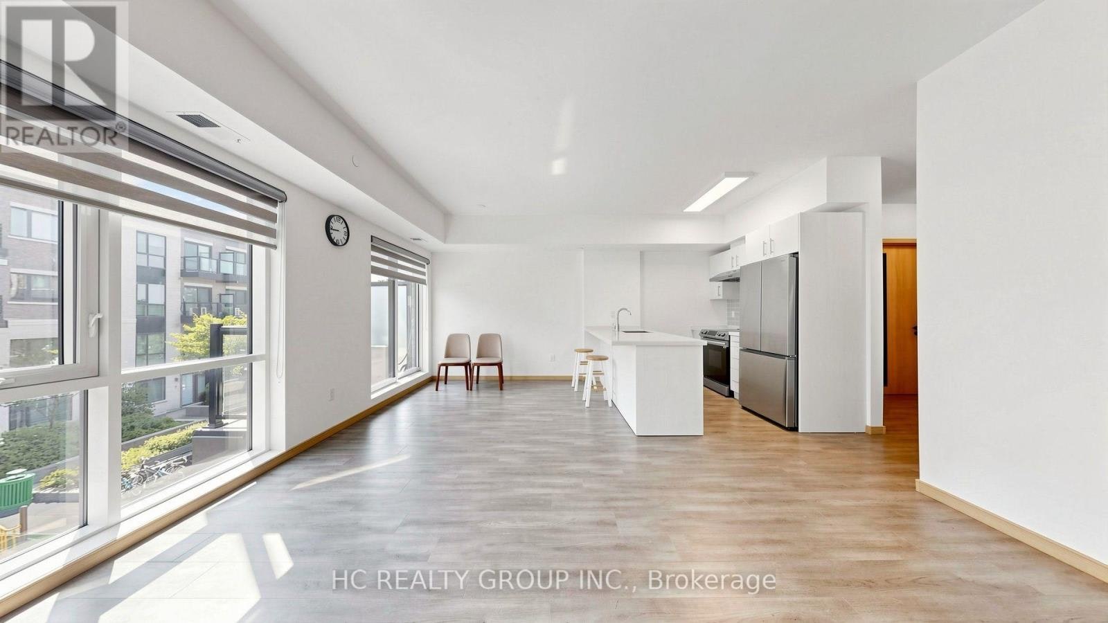 60 Morecambe Gate, Toronto, ON, M1W 0A9 - 5