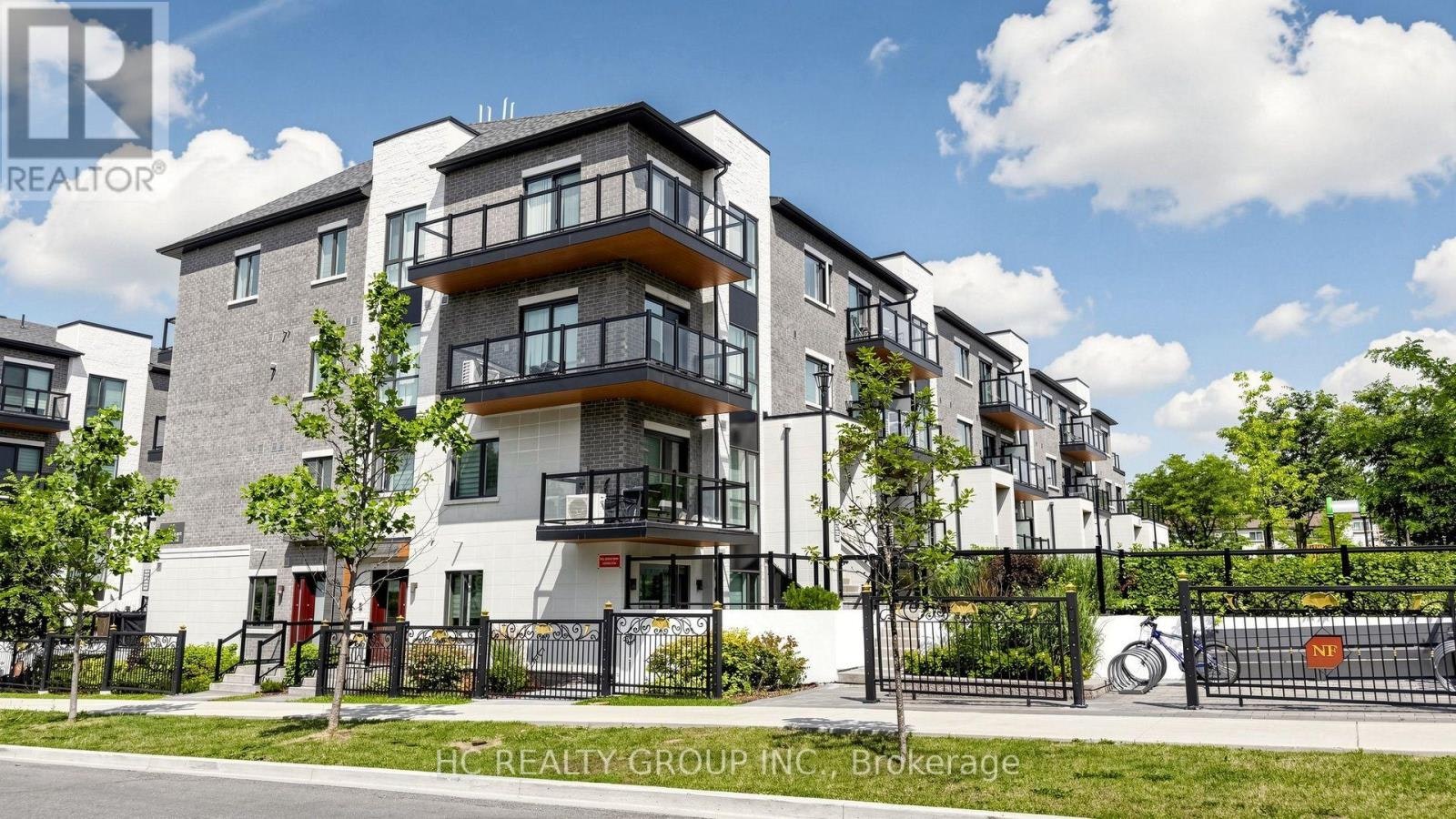 60 Morecambe Gate, Toronto, ON, M1W 0A9 - 2