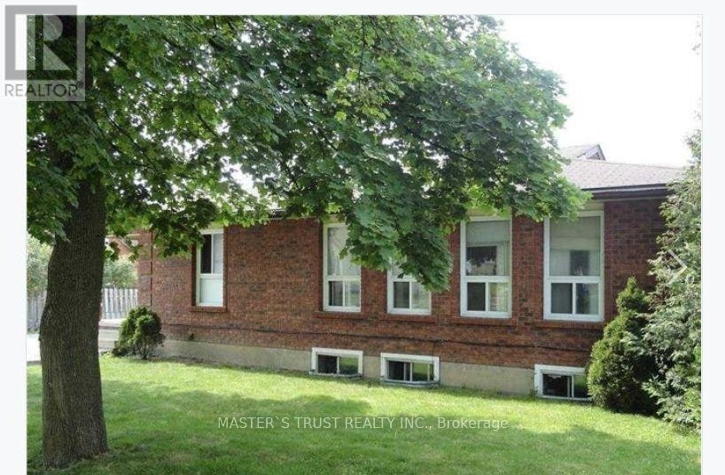4-66 Penetang Street, Barrie, ON, L4M 1V6 - 2