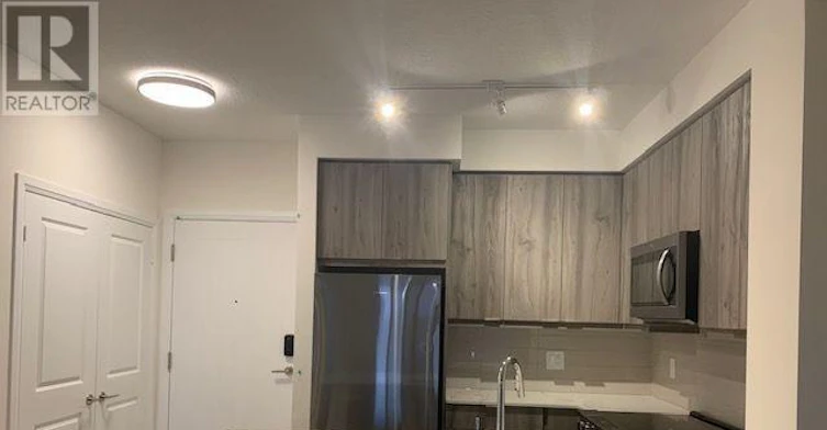 803-15 Watergarden Drive, Mississauga, ON, L5R 0H4 - 2