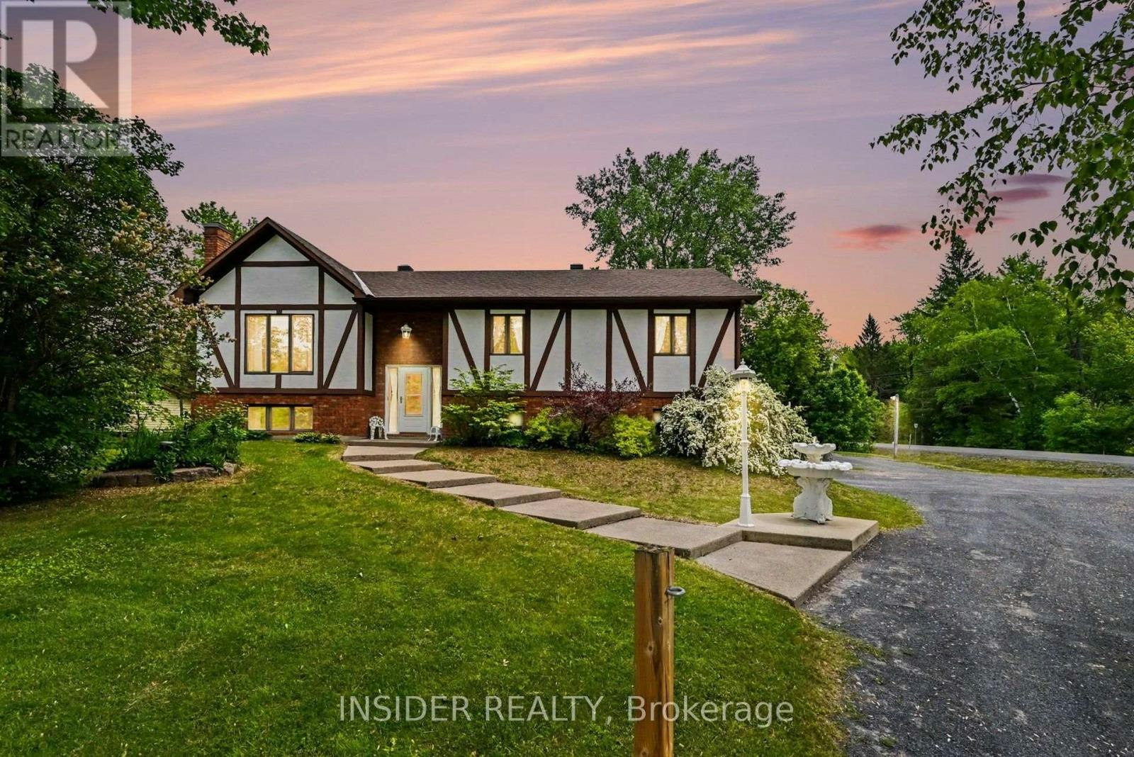 1887 Canaan Road, Ottawa, ON, K4K 1K9