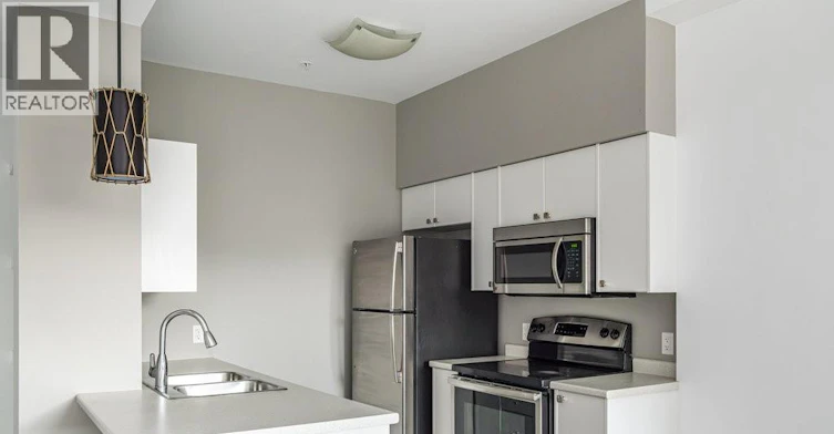 412-112 King Street E, Hamilton, ON, L8N 1A8 - 7